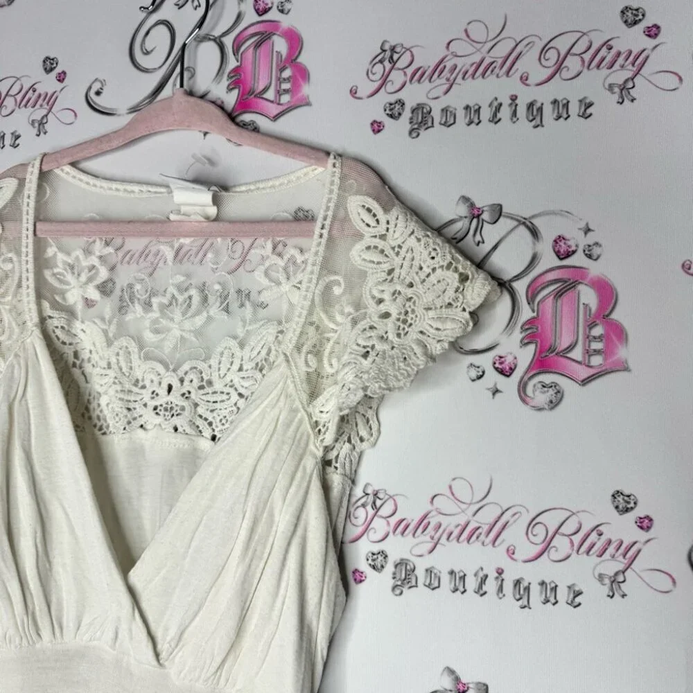 Suzy shier top lace white cream ribbon 🎀 tie up belt sexy cute boho angel